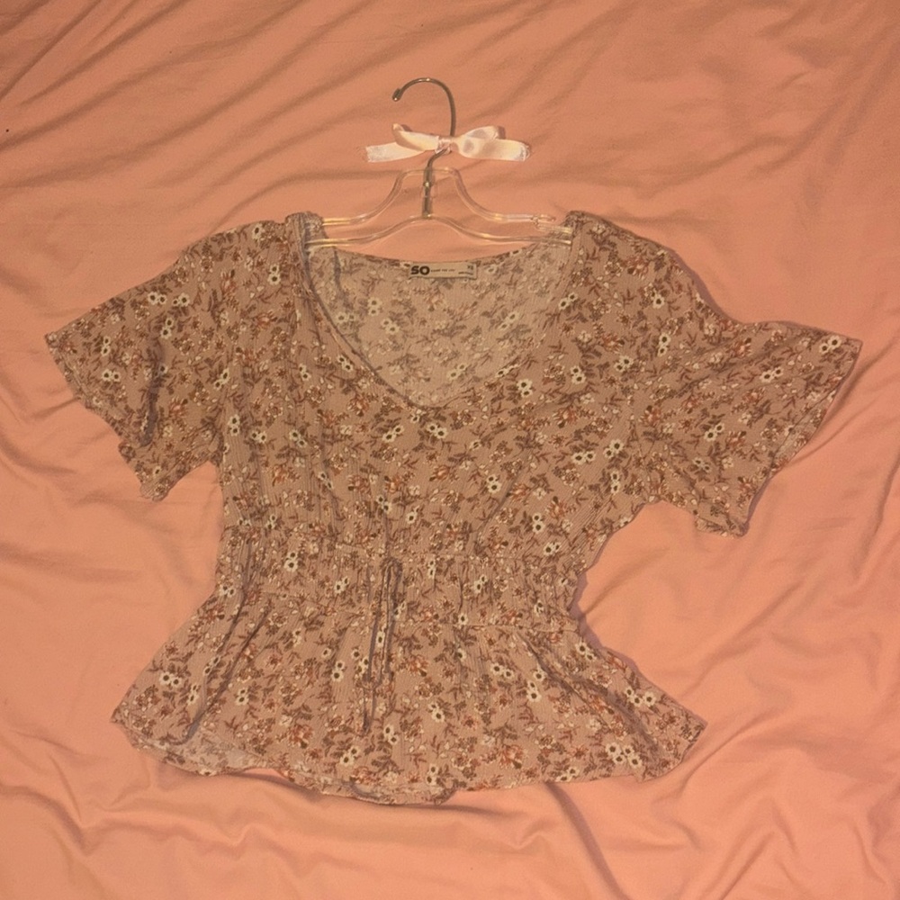 Women's SO XL floral shirt